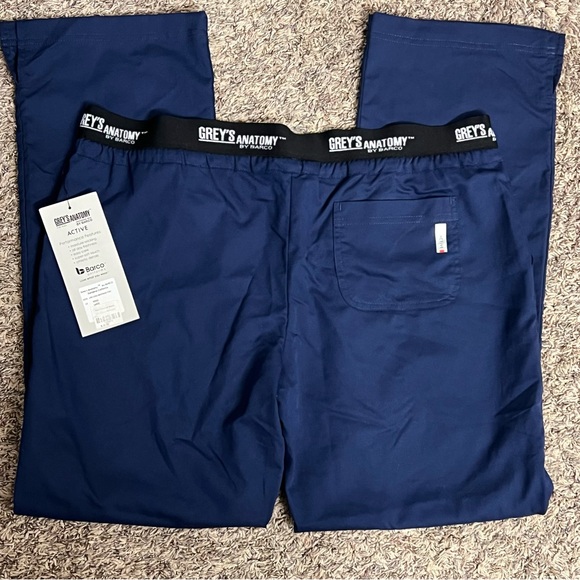 Grey's Anatomy scrub set - Picture 8 of 8